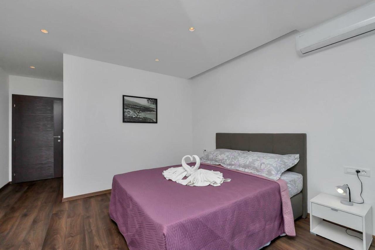 Holiday Home E Bast Esterno foto